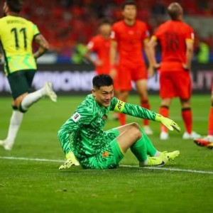 欧洲杯直播下载-愤怒！韩媒晒王钰栋哭泣图：无法代替伊朗进世界杯 中国队绝望